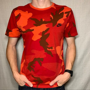 Nike camo t-shirt